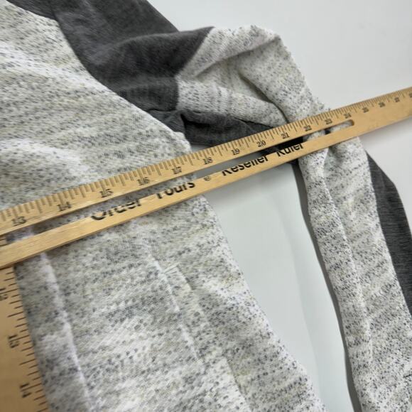 Cabi Jacket Womens Medium Gray Moto Cropped Knit Stretch Blazer 211 - Picture 8 of 8